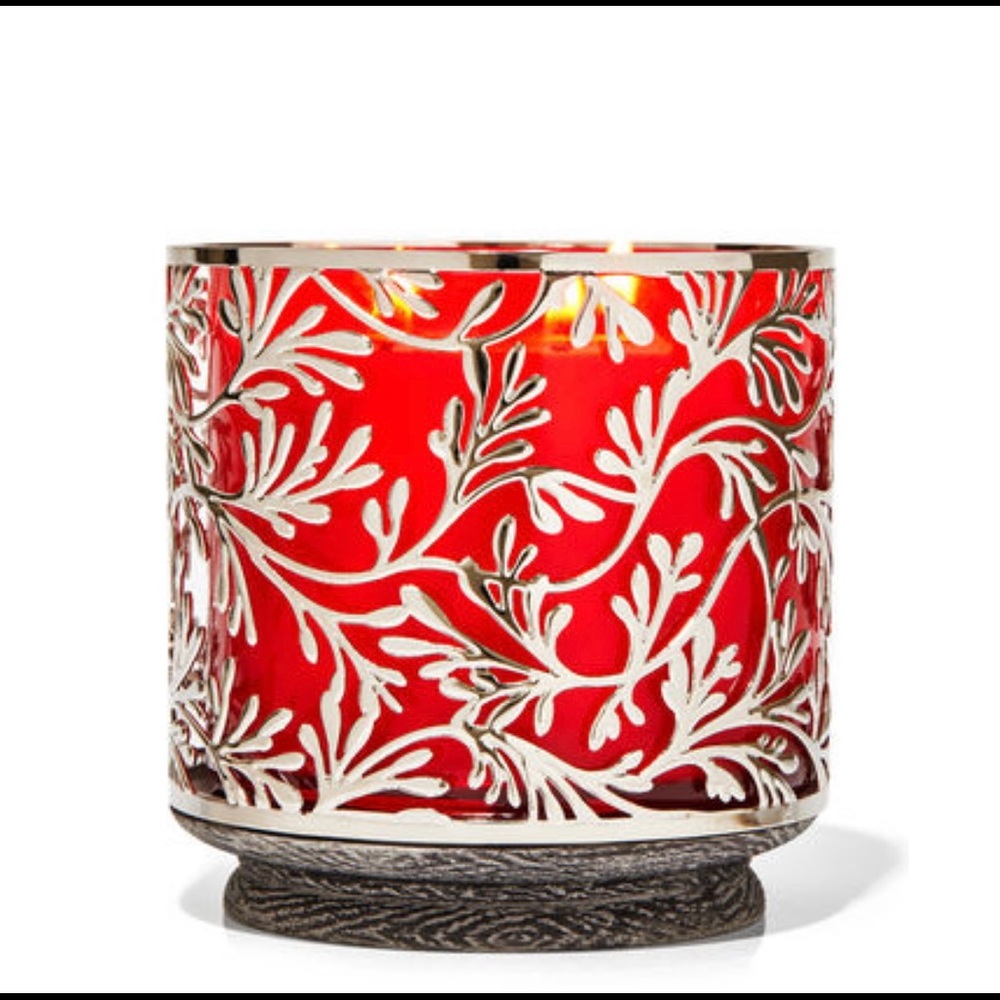 BATH AND BODY WORKS flowing vines 3 wick candle holder